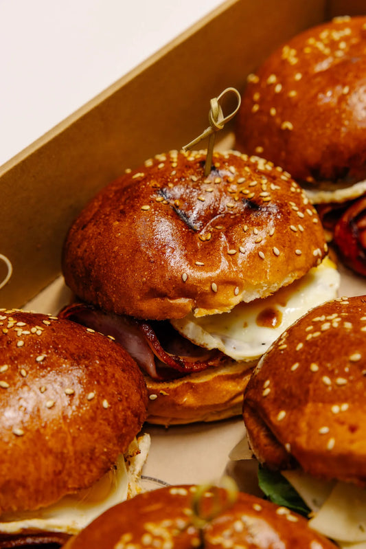BACON & EGG ROLL